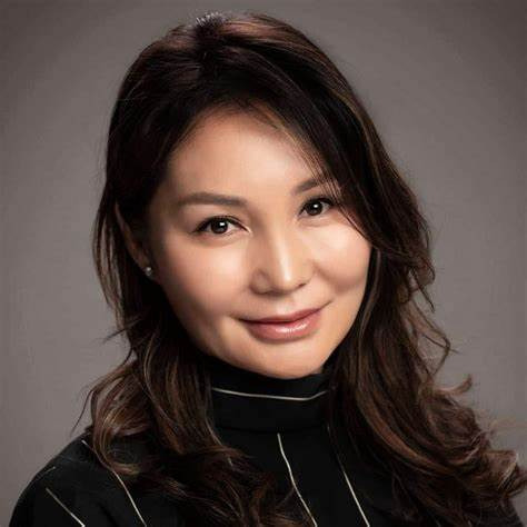 “Смарт” сургуулийг тойрсон өмчийн маргаанд худалдан авсан гэх Лхамсүрэн, худалдсан гэх Баясгалан нар хохирчээ